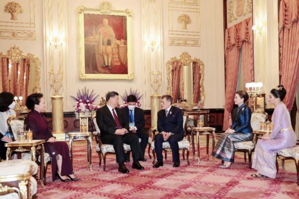 thai-king-visit-china-696x465.png